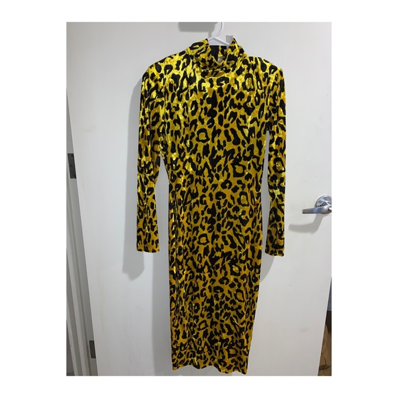 High neck dress - Picture 2 of 2